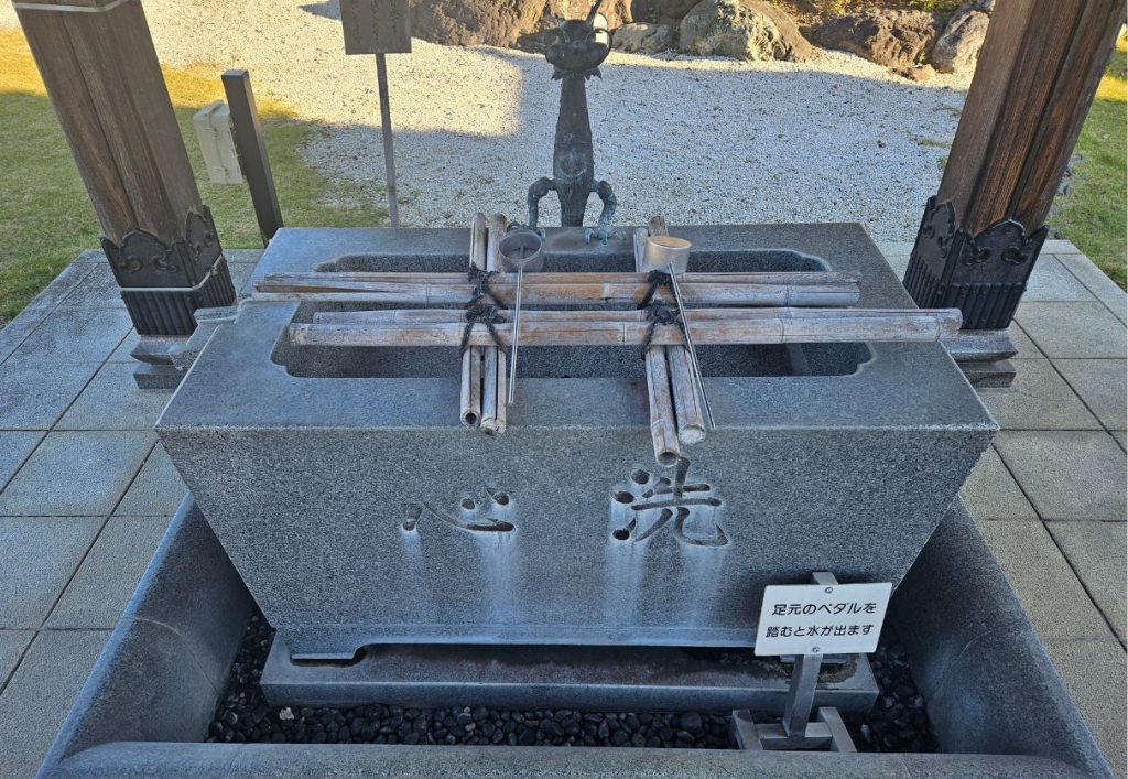 Water fountain to cleanse at the temple